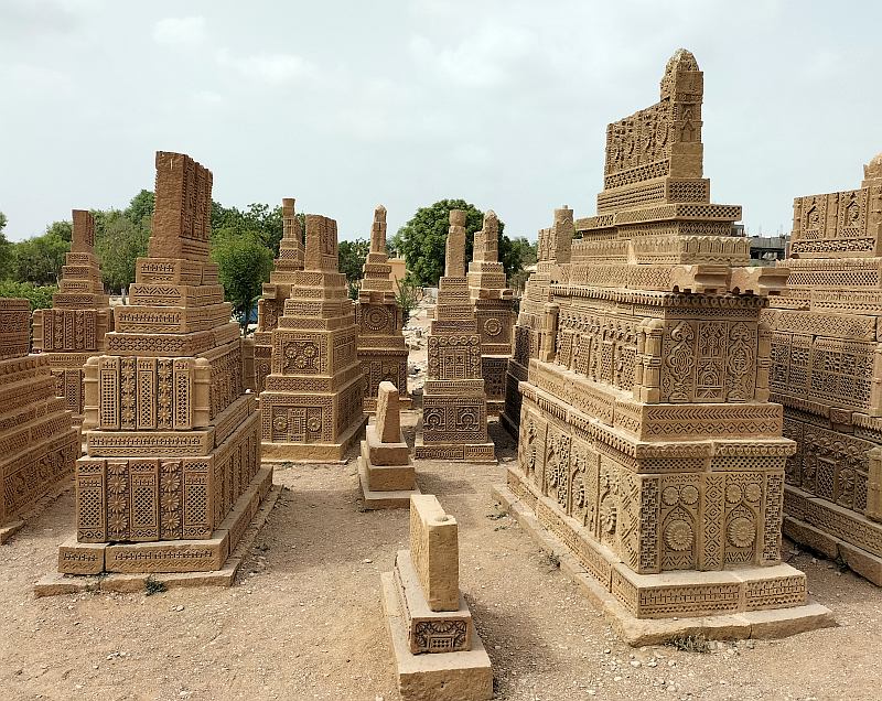 Chaukundi Tombs – Sandstone Graves of Karachi